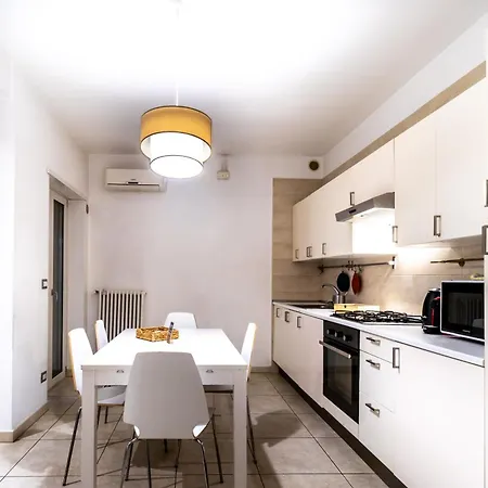 Apartment Stazione - Deep House