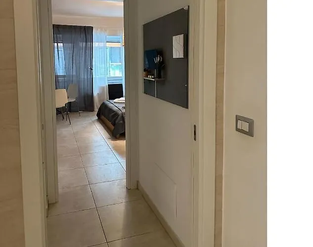 Stazione - Deep House * Бари