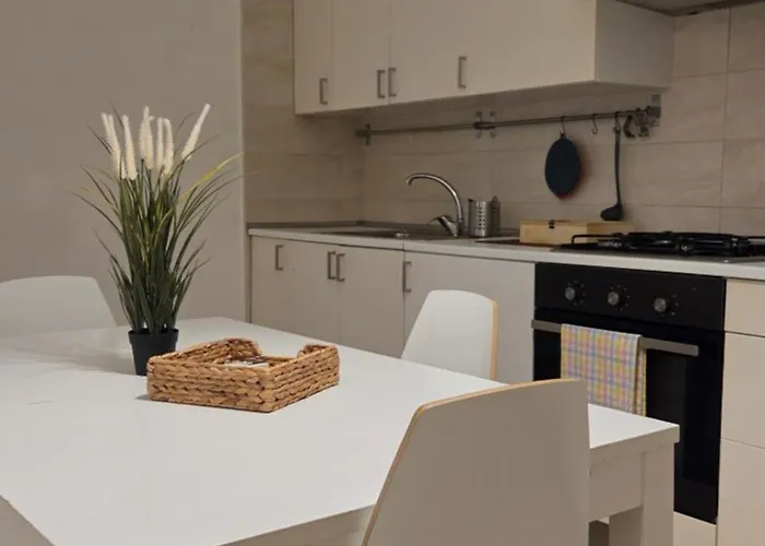 Stazione - Deep House *